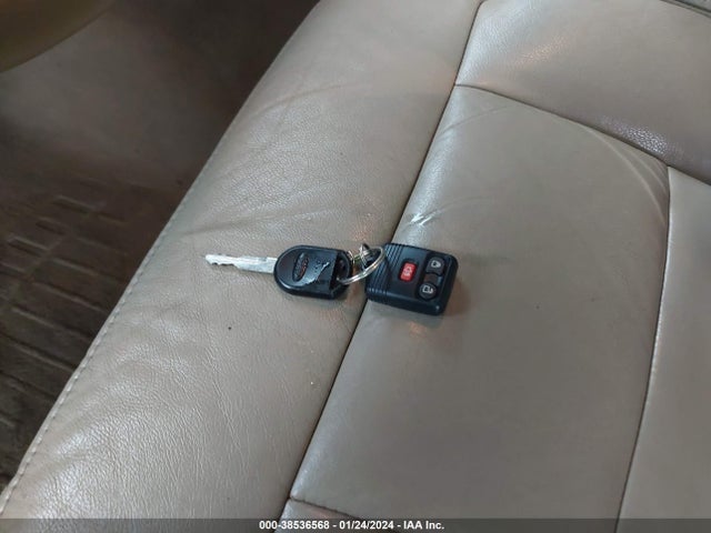 2008 FORD F-150 LARIAT VIN: 1FTPX14V68FB93317