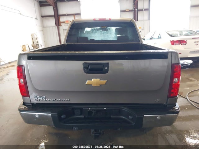 2013 CHEVROLET SILVERADO 1500 LT VIN: 3GCPCSE01DG200185