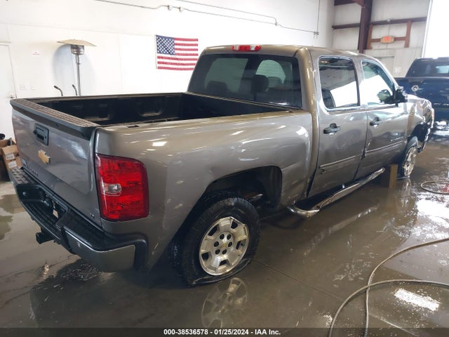 2013 CHEVROLET SILVERADO 1500 LT VIN: 3GCPCSE01DG200185
