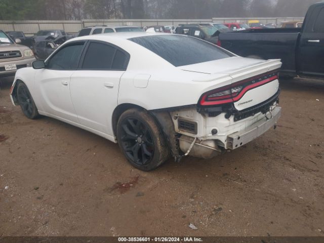 2C3CDXHGXFH753944 Dodge Charger Sxt