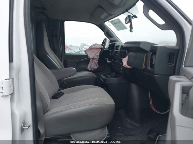 1GTW7AFF9H1112308 GMC Savana 2500 Work Van