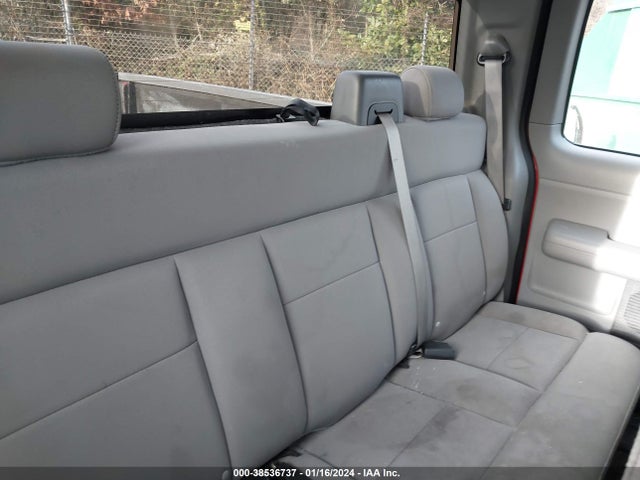 2005 FORD F-150 STX/XL/XLT VIN: 1FTRX12W45NB68678