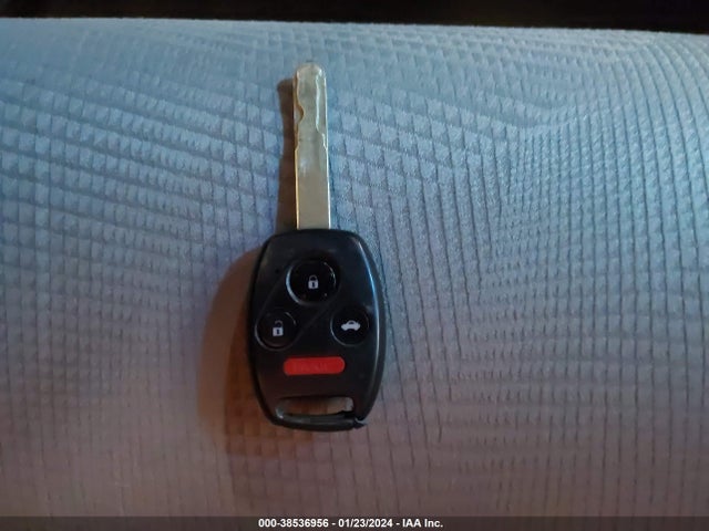 Honda PILOT LX 2015 5FNYF4H21FB009122 Image 11