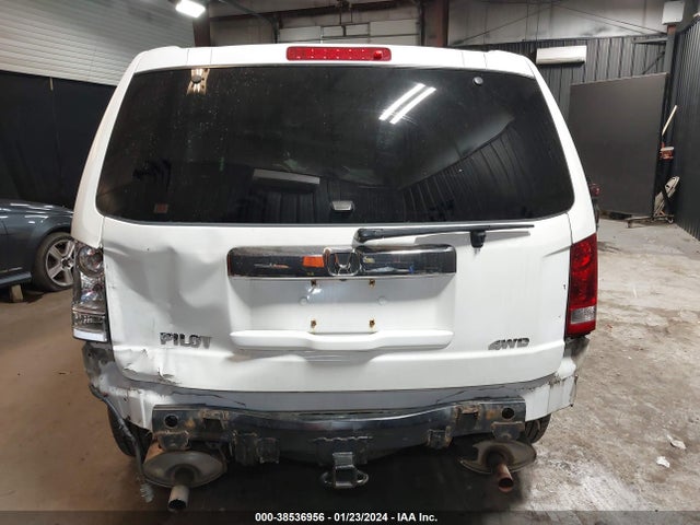 Honda PILOT LX 2015 5FNYF4H21FB009122 Image 6