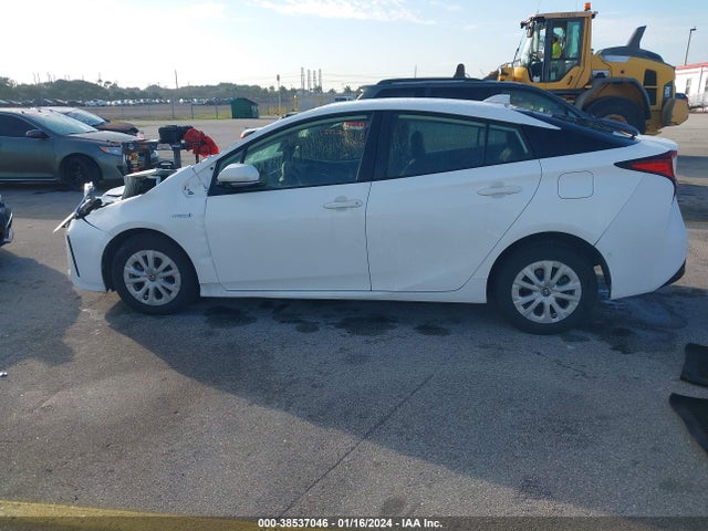 Toyota Prius Le 2020 JTDKARFU3L3110127 Image 14