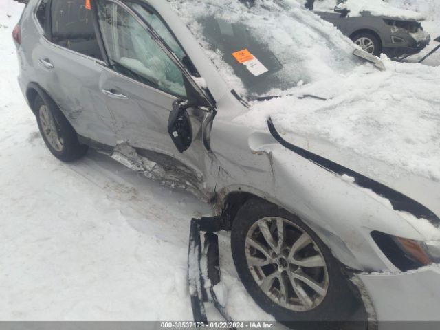KNMAT2MV6LP523032 Nissan Rogue Sv Intelligent Awd