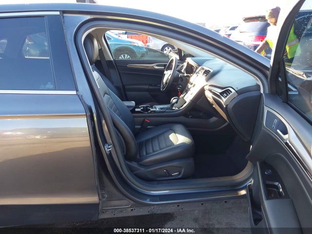 2016 FORD FUSION SE VIN: 3FA6P0HD2GR211889