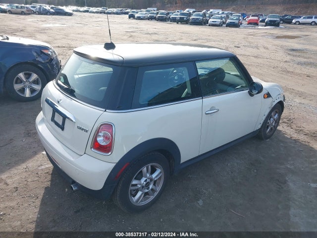2013 MINI HARDTOP WMWSU3C56DT686374 Photo 3