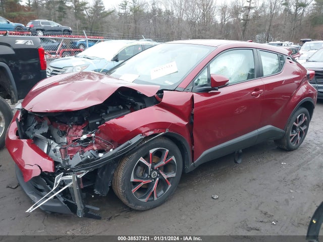 Toyota C-HR XLE 2019 NMTKHMBX9KR081758 Image 2