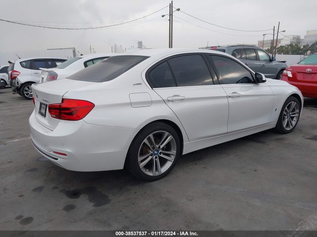 BMW 330e Iperformance 2018 WBA8E1C53JA758702 Image 4