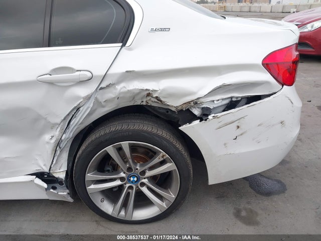 BMW 330e Iperformance 2018 WBA8E1C53JA758702 Image 6