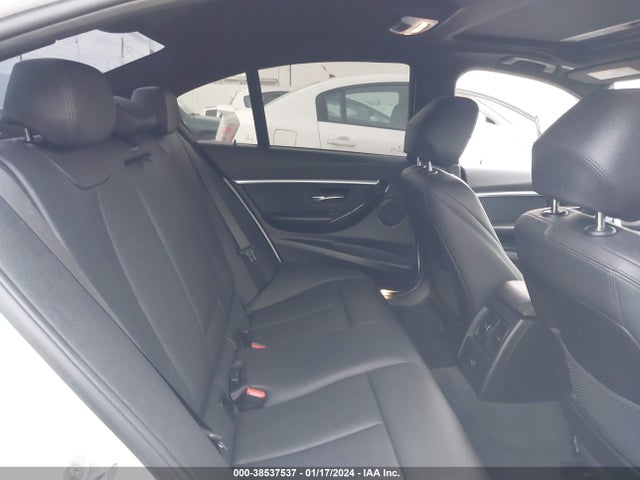 BMW 330e Iperformance 2018 WBA8E1C53JA758702 Image 8