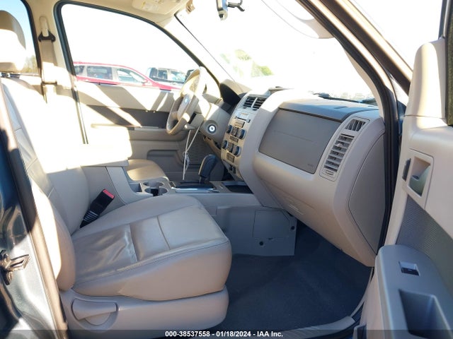 2011 FORD ESCAPE XLT VIN: 1FMCU0DGXBKA52831