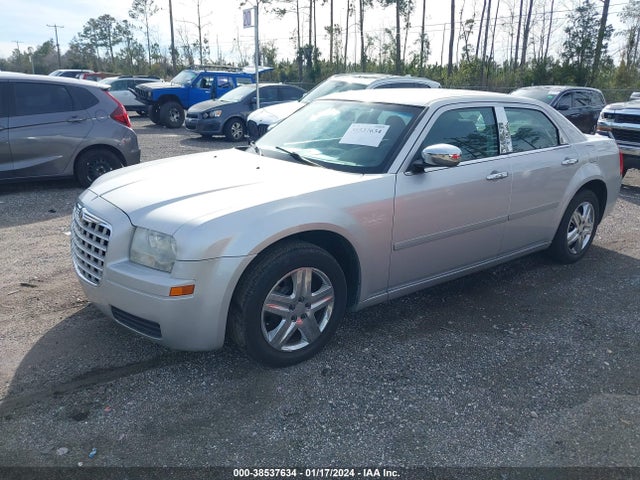 2006 CHRYSLER 300 VIN: 2C3KA43R26H501889