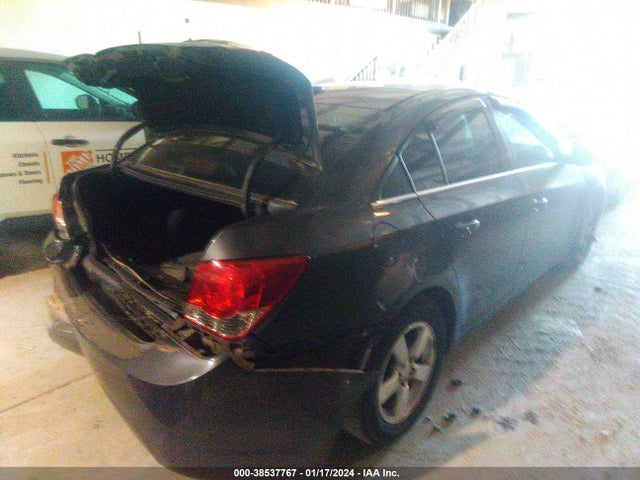 2013 CHEVROLET CRUZE 1LT AUTO VIN: 1G1PC5SB2D7204600