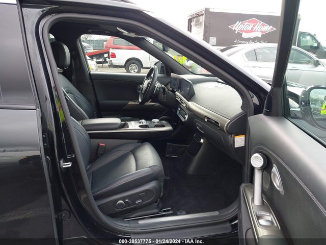 Genesis Gv60 Advanced Awd 2023 KMUKCDTC9PU005999 Image 5