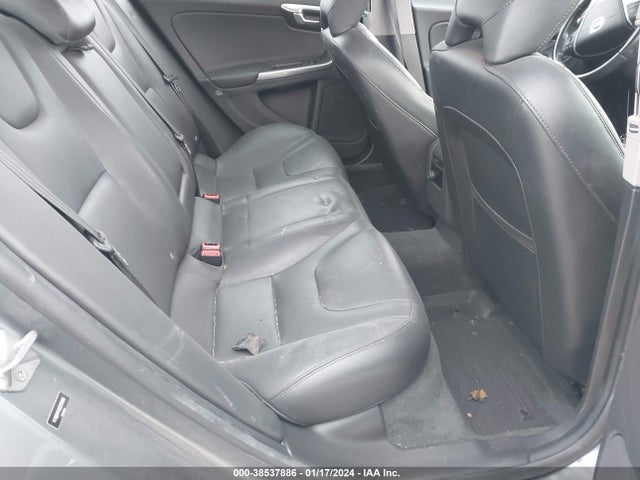 2016 VOLVO S60 T5 DRIVE-E PREMIER VIN: YV126MFKXG2391268