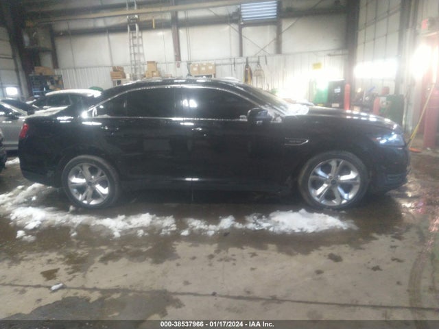 1FAHP2KT9GG121828 Ford TAURUS SHO