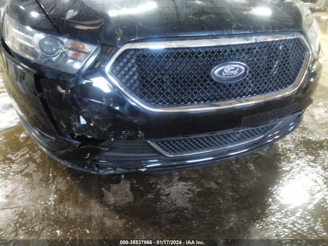 1FAHP2KT9GG121828 Ford TAURUS SHO