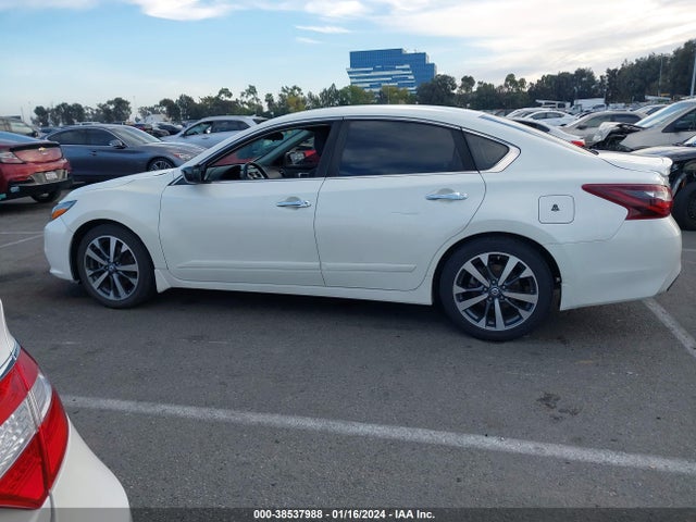 Nissan Altima 2.5 Sr 2017 1N4AL3AP0HC147265 Image 14