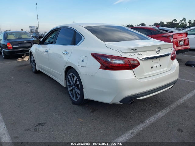Nissan Altima 2.5 Sr 2017 1N4AL3AP0HC147265 Image 3