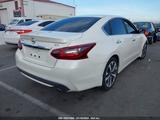 Nissan Altima 2.5 Sr 2017 1N4AL3AP0HC147265 Image 4
