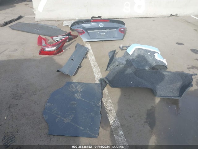 Nissan Altima 2.5 Sr 2018 1N4AL3AP4JC164415 Image 12