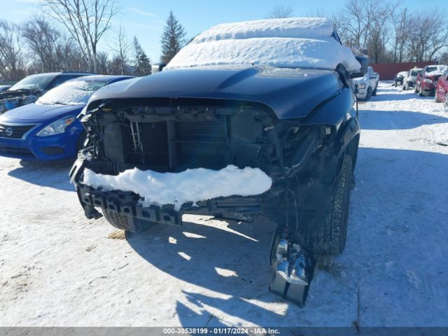 1C6RR7LT0HS799264 RAM 1500 Slt