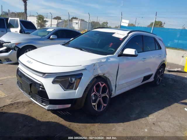 KNDCR3LE9P5052588 KIA Niro Ex Touring