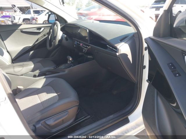 KNDCR3LE9P5052588 KIA Niro Ex Touring