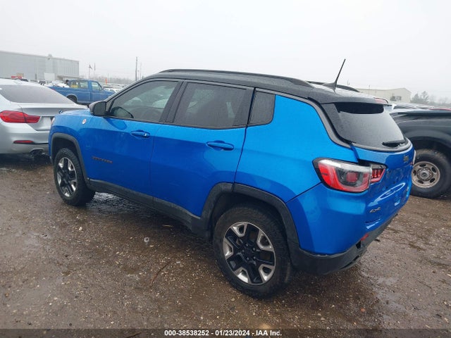 3C4NJDDB4HT668047 Jeep New Compass Trailhawk 4x4