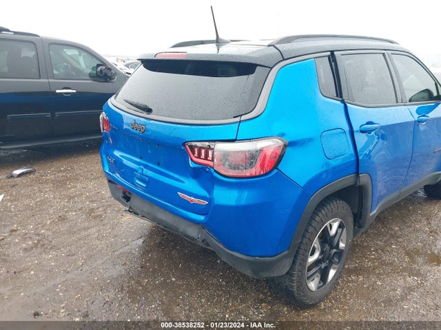 3C4NJDDB4HT668047 Jeep New Compass Trailhawk 4x4