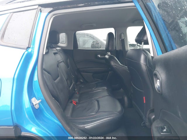 3C4NJDDB4HT668047 Jeep New Compass Trailhawk 4x4