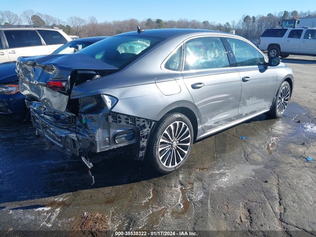 1VWBA7A33NC009625 Volkswagen Passat 2.0t Limited Edition