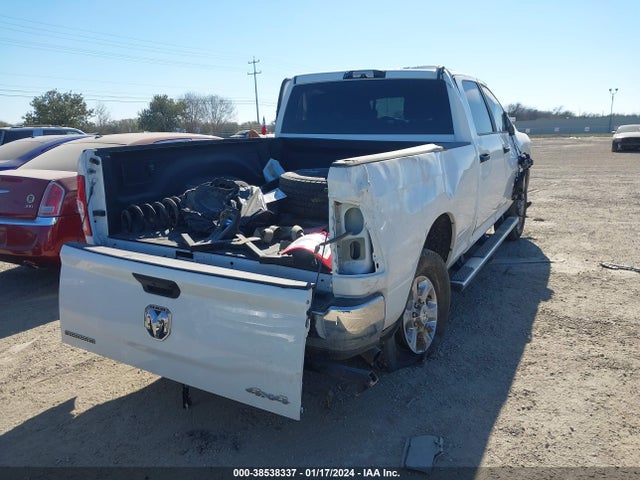 3C6UR5DJ6PG580648 RAM 2500 Big Horn  4x4 6'4 Box
