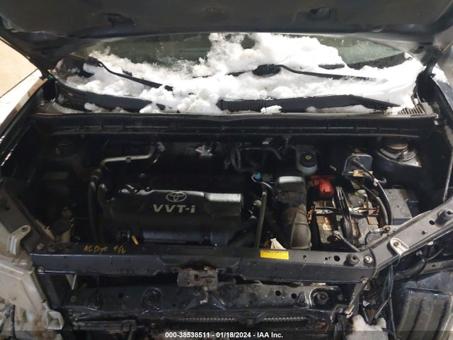 2005 SCION XB VIN: JTLKT324550199589