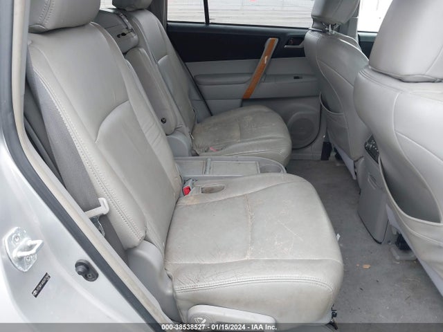 2008 TOYOTA HIGHLANDER HYBRID VIN: JTEEW41AX82007469