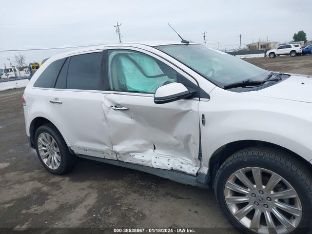 Lincoln MKX 2014 2LMDJ8JK7EBL18653 Image 14