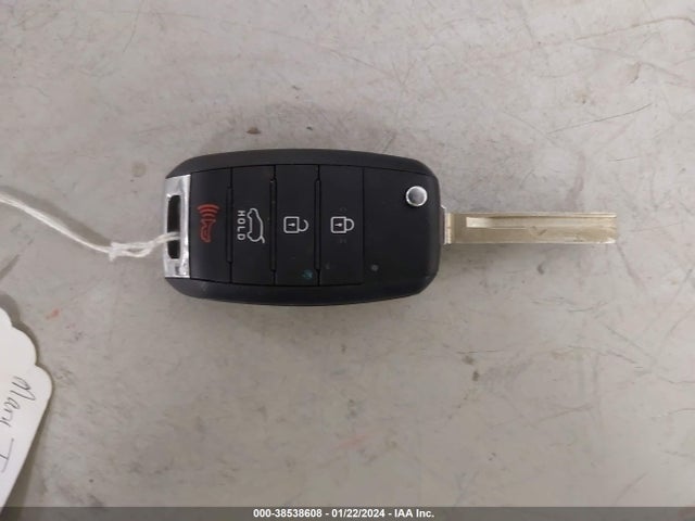 2019 KIA SORENTO 2.4L LX VIN: 5XYPGDA33KG479795
