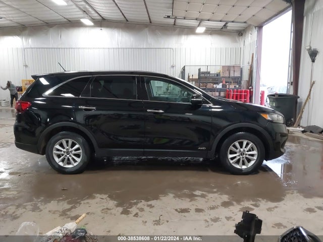2019 KIA SORENTO 2.4L LX VIN: 5XYPGDA33KG479795