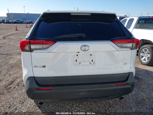 Toyota RAV4 LE 2019 2T3H1RFV9KC026846 Image 16