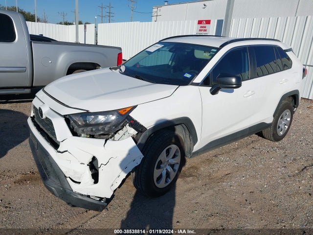 Toyota RAV4 LE 2019 2T3H1RFV9KC026846 Image 2