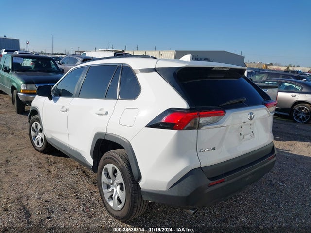 Toyota RAV4 LE 2019 2T3H1RFV9KC026846 Image 3