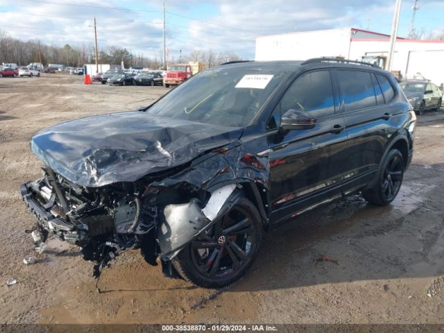 3VVCB7AX7PM125999 Volkswagen Tiguan 2.0t Se R-line Black