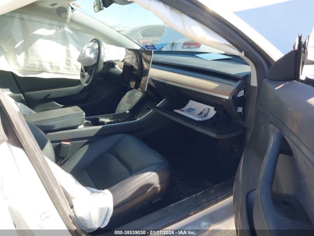 5YJ3E1EB2KF433340 Tesla Model 3 Long Range/performance
