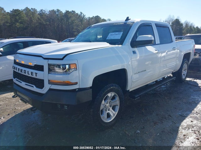 Chevrolet Silverado 1500 2lt 2018 3GCUKRECXJG618328 Image 2