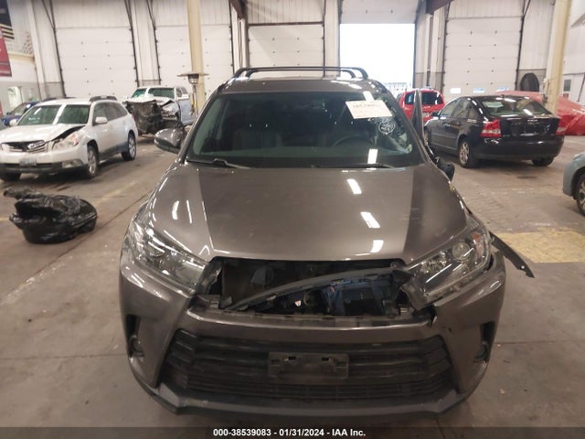 Toyota Highlander Se 2019 5TDJZRFH0KS598540 Image 12