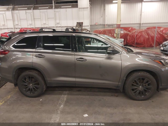 Toyota Highlander Se 2019 5TDJZRFH0KS598540 Image 13