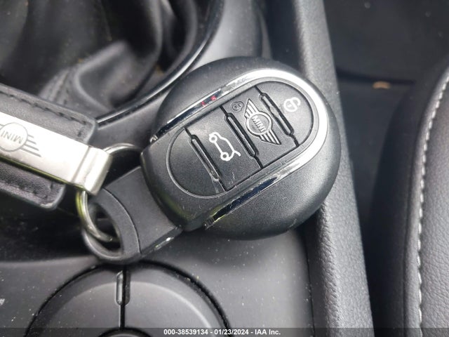 2019 MINI CLUBMAN WMWLU1C54K2F29912 Photo 10