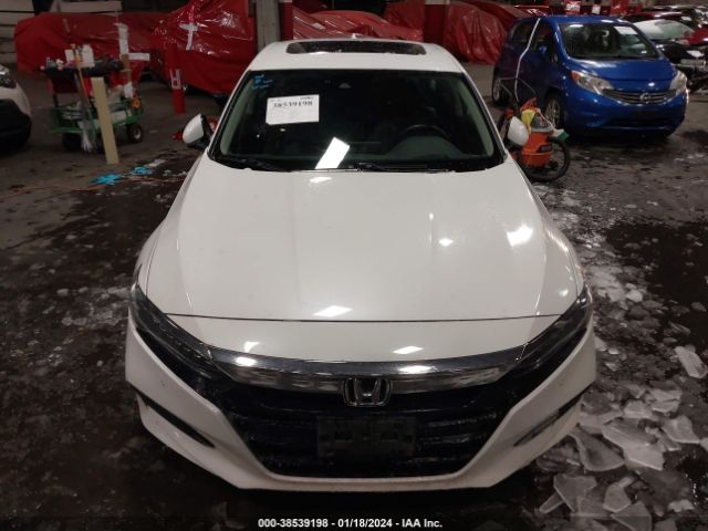 1HGCV2F93JA052350 Honda Accord Touring 2.0t